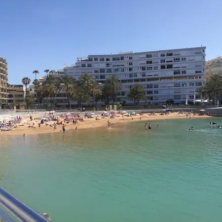 En Primera Linea De Playa